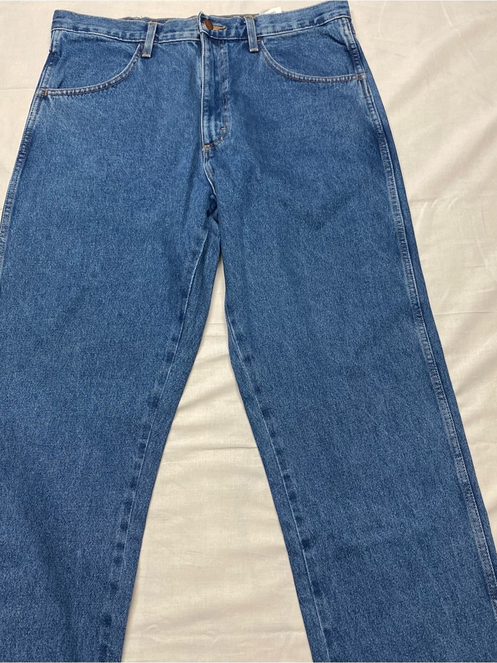 Wrangler Men's Relaxed Blue Denim Jeans